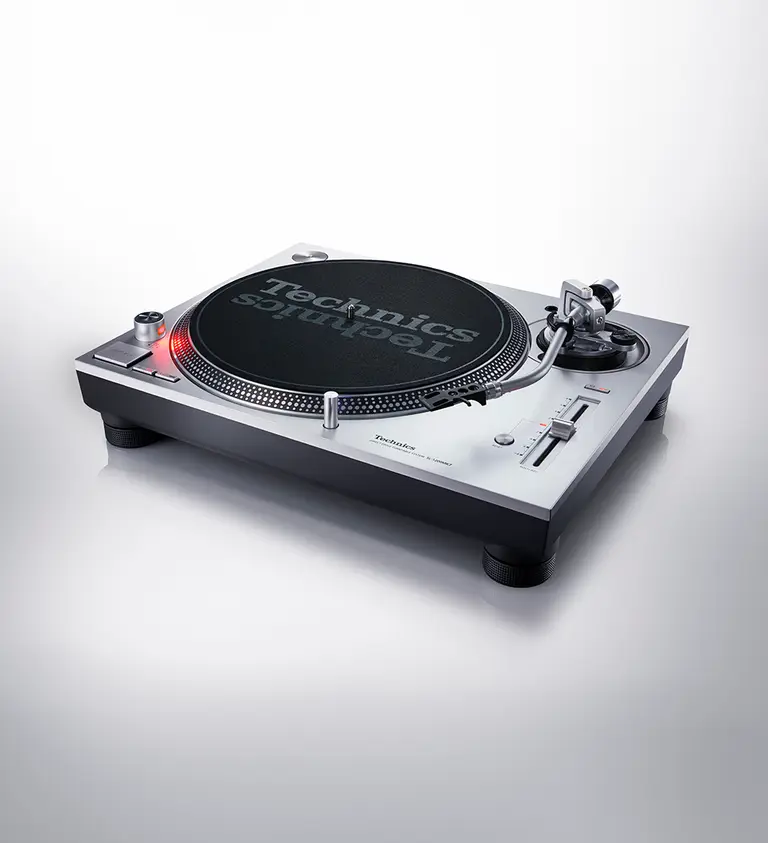 Technics SL-1200MK7 Direct Drive Turntable (turntables)